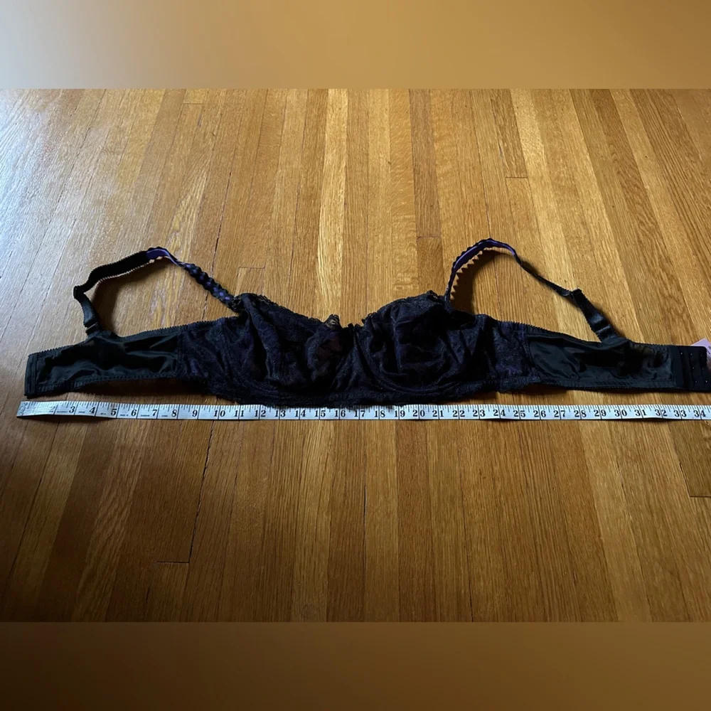 NWT vintage Y2K  torrid unlined black and purple bra in 44c